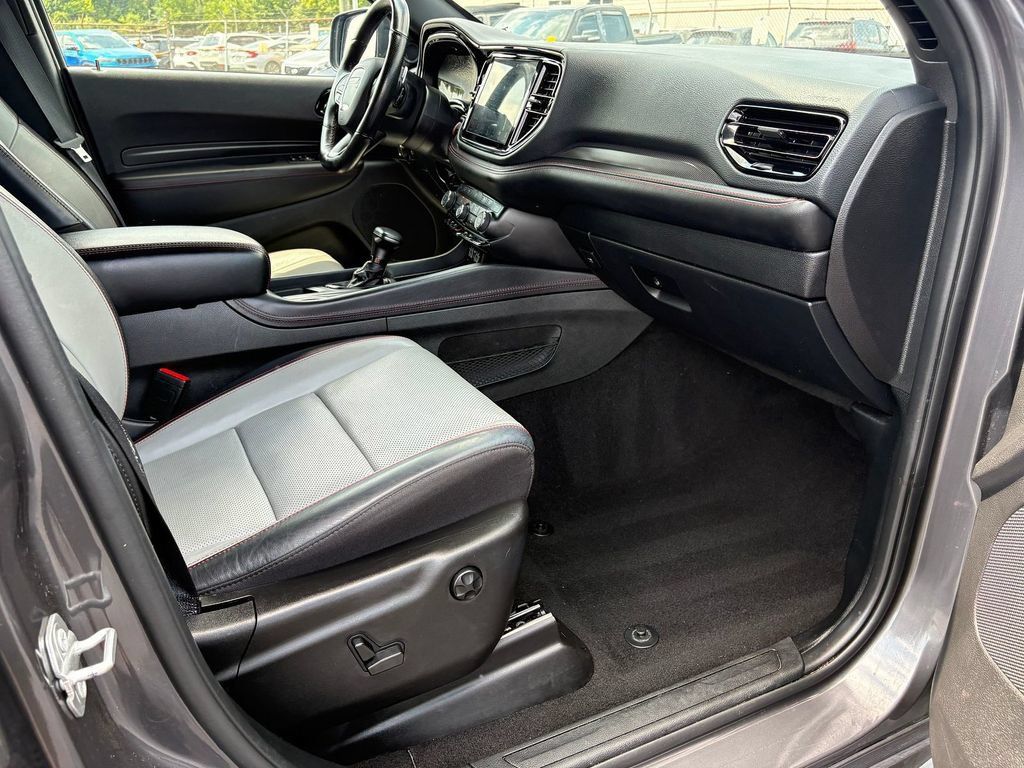 Used 2024 Dodge Durango GT AWD/4WD image 10