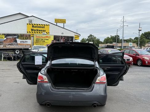 Used 2015 Nissan Altima 2.5 SL w/ Technology Package FWD image 25
