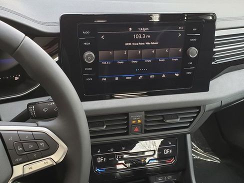 New 2026 Volkswagen Jetta SE FWD image 11