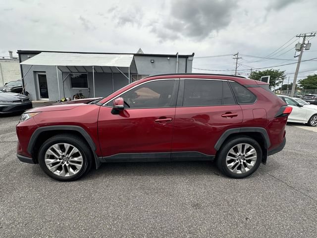 Used 2021 Toyota RAV4 XLE Premium AWD/4WD image 8