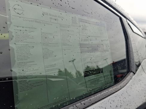 New 2026 Nissan Kicks SR w/ SR Premium Package image 5