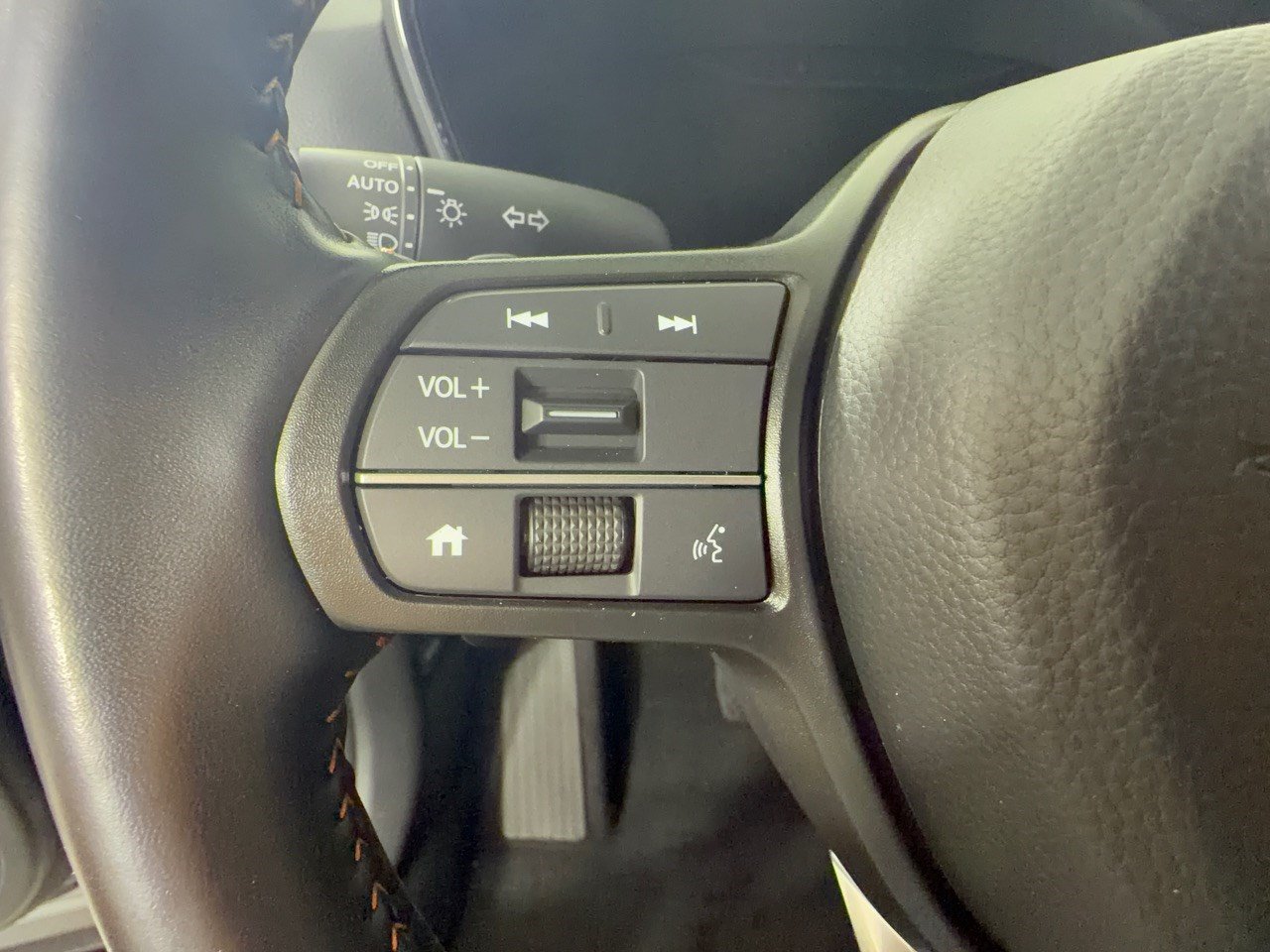 Certified 2025 Honda CR-V Sport-L image 18