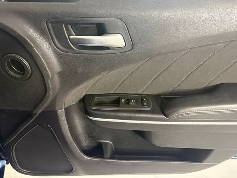 Used 2022 Dodge Charger SXT RWD image 12