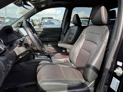 Used 2022 Honda Ridgeline Black Edition image 14