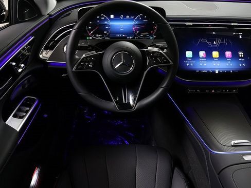 Certified 2026 Mercedes-Benz E 350 4MATIC Sedan image 3