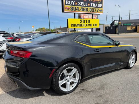 Used 2016 Chevrolet Camaro LT image 3