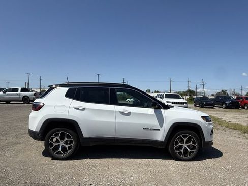 Certified 2024 Jeep Compass Limited AWD/4WD image 29