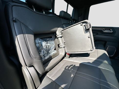 Used 2024 Chevrolet Silverado 2500 High Country w/ High Country Premium Package AWD/4WD image 34