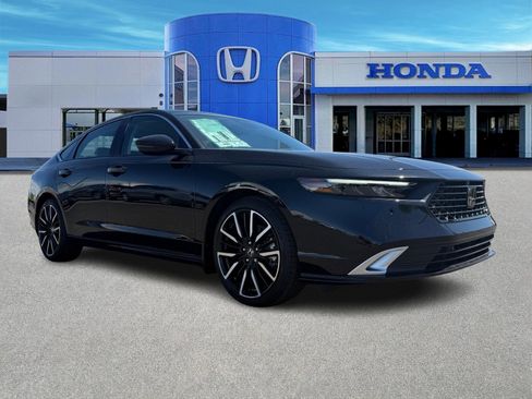 New 2026 Honda Accord Touring image 9