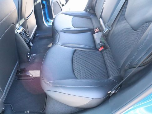 New 2026 Jeep Compass Latitude image 11