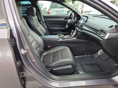 Used 2020 Honda Accord Sport image 31