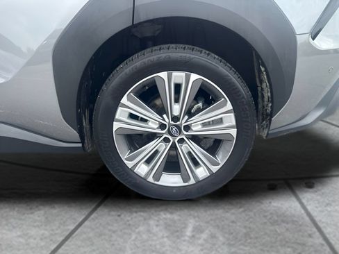 Used 2025 Subaru Solterra AWD/4WD image 33