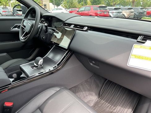 New 2026 Land Rover Range Rover Velar Dynamic SE image 20