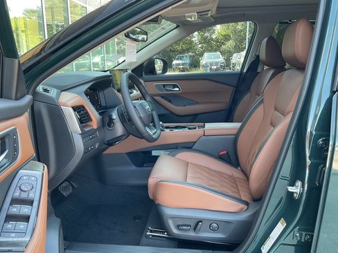 New 2026 Nissan Rogue Platinum w/ Platinum Premium Package AWD/4WD image 8