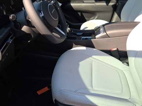 Used 2026 Hyundai Santa Cruz SEL FWD image 15