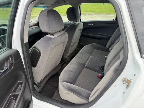Used 2014 Chevrolet Impala Limited LS FWD image 12