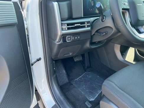New 2026 Hyundai Santa Fe SE FWD image 55