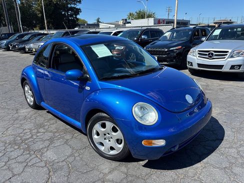Used 2003 Volkswagen Beetle GLS FWD image 2