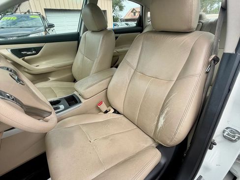 Used 2015 Nissan Altima 2.5 S w/ Sport Value Package FWD image 24