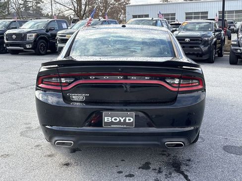 Used 2020 Dodge Charger SXT w/ Leather Interior Group image 8