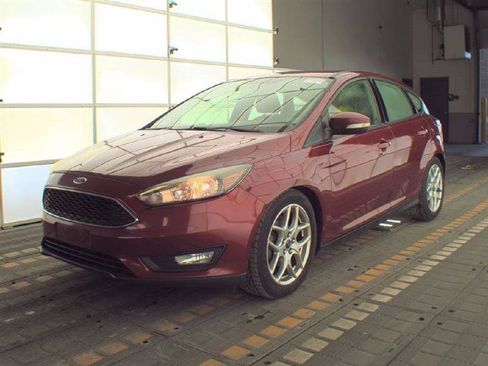 Used 2015 Ford Focus SE w/ Equipment Group 201A image 1