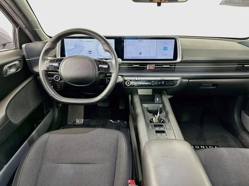 Used 2024 Hyundai Ioniq 6 SE RWD image 22