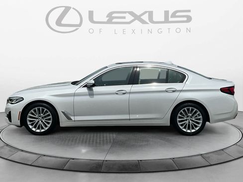 Used 2023 BMW 530i xDrive w/ Premium Package AWD/4WD image 3