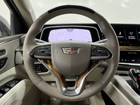 Used 2021 Cadillac Escalade ESV Sport Platinum AWD/4WD image 24