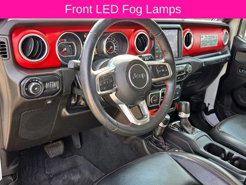 Used 2022 Jeep Wrangler Unlimited Rubicon w/ LED Lighting Group AWD/4WD image 13