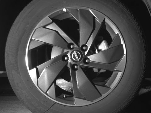 Used 2025 Nissan Rogue SV image 12