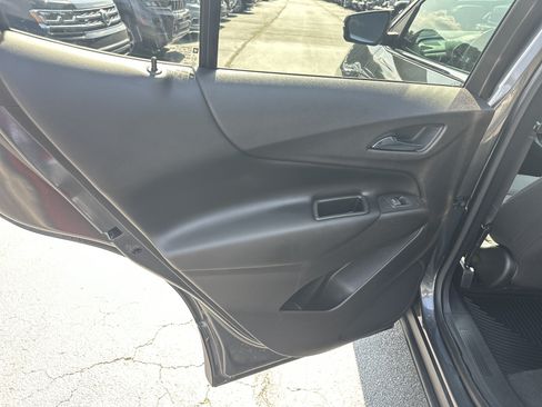 Used 2019 Chevrolet Equinox LT FWD image 23