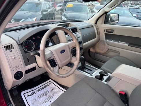 Used 2010 Ford Escape XLT image 14