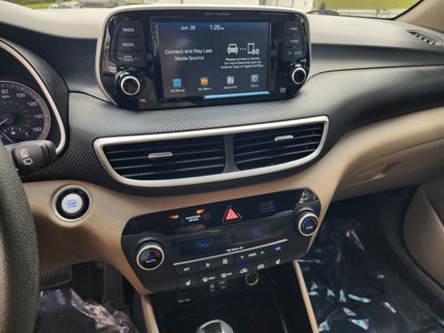 Used 2019 Hyundai Tucson SEL FWD image 18