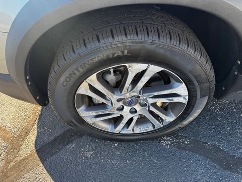 Used 2014 Volvo XC70 3.2 image 2