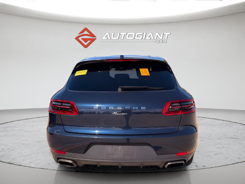 Used 2017 Porsche Macan AWD/4WD image 5