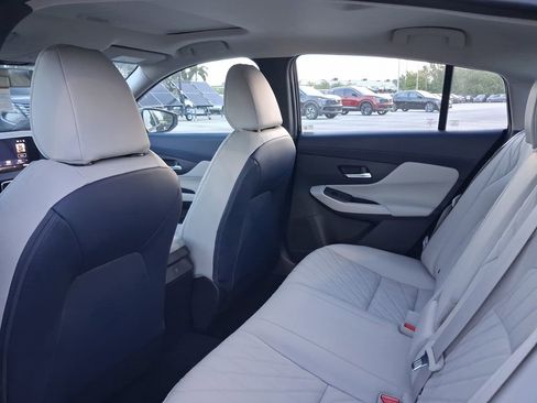 New 2026 Nissan Sentra SL w/ Floor Mat Package FWD image 5
