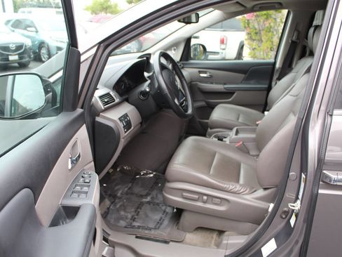 Used 2015 Honda Odyssey EX-L image 9