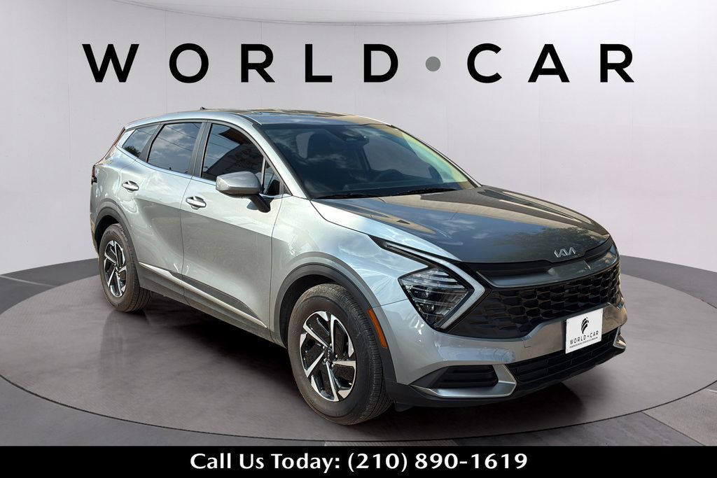 Used 2025 Kia Sportage LX FWD image 16