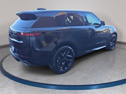 New 2026 Land Rover Range Rover Sport Dynamic SE image 5