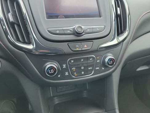 Used 2024 Chevrolet Equinox RS FWD image 27
