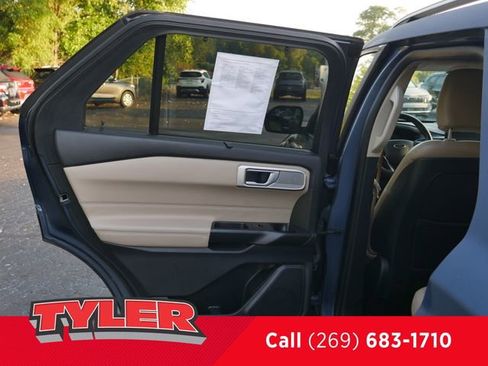 Used 2020 Ford Explorer Limited image 22