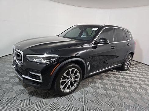 Used 2023 BMW X5 xDrive40i AWD/4WD image 1