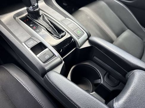 Used 2019 Honda Civic Sport image 21