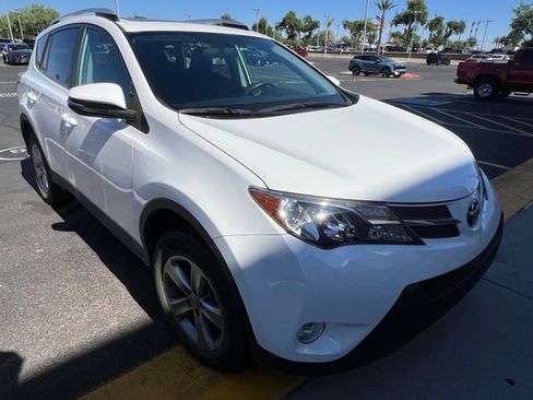 Used 2015 Toyota RAV4 XLE FWD image 2