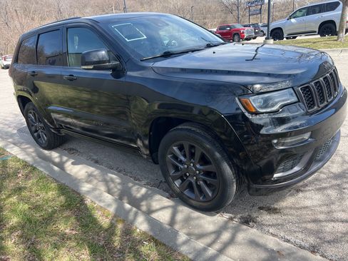 Used 2019 Jeep Grand Cherokee High Altitude image 3