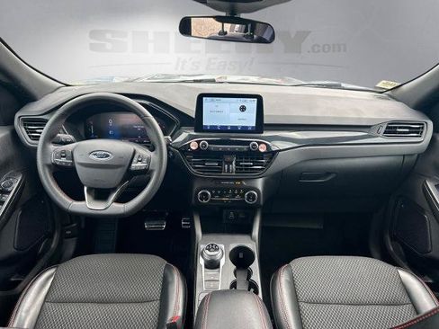 Certified 2024 Ford Escape ST-Line FWD image 3