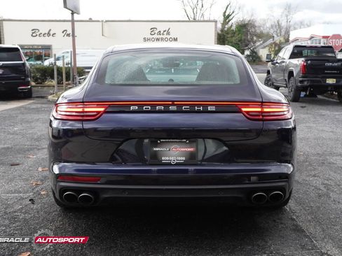 Used 2017 Porsche Panamera 4S image 6