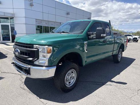 Used 2020 Ford F250 XL w/ Power Equipment Group AWD/4WD image 2