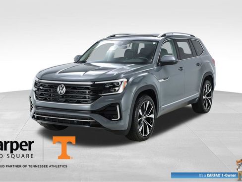 Used 2025 Volkswagen Atlas SEL Premium R-Line image 1