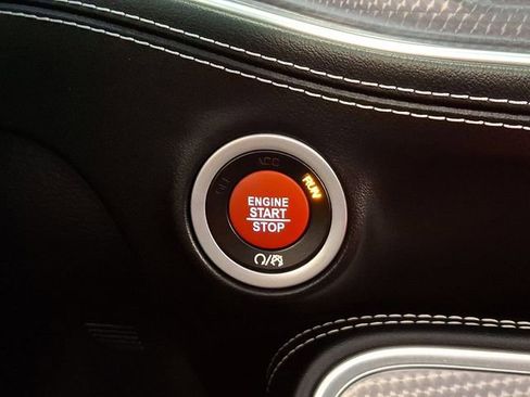 Used 2022 Dodge Challenger SRT Hellcat w/ Plus Package RWD image 23